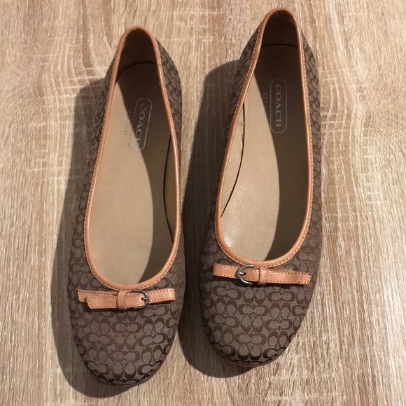 Coach crystal monogram flats. USED. Womens size 9.0. - Picture 3 of 10
